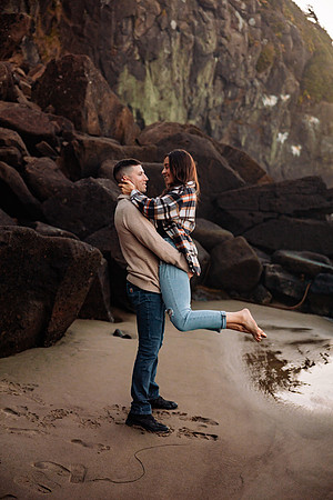 Alec-Mihkaela-Fogarty-Creek-Engagement-52