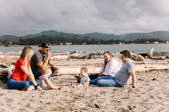 Elizabeth-family-photos-oregon-2024-49