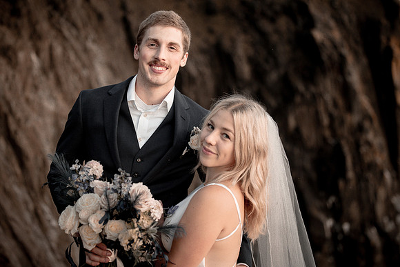 Kaitlyn-Josiah-Nehakanie-Manzanita-Elopement-Photos-Oregon-4546