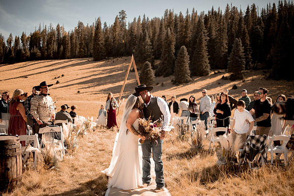 Matt-Shelby-Greer-Big-Lake-Arizona-Wedding-Pictures-