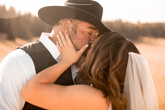 Matt-Shelby-Greer-Big-Lake-Arizona-Wedding-Pictures-1524