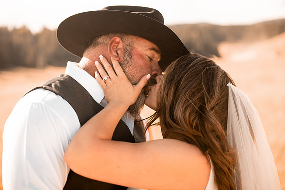 Matt-Shelby-Greer-Big-Lake-Arizona-Wedding-Pictures-1517