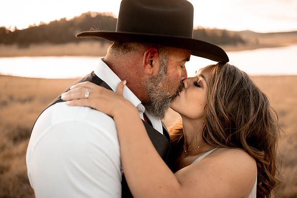 Matt-Shelby-Greer-Big-Lake-Arizona-Wedding-Pictures-4243
