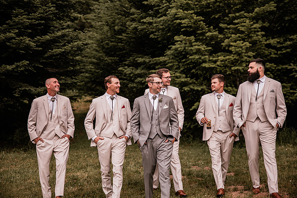 Mark-Darian-Peck-2024-Wedding-Photos-getting-ready (50 of 101)