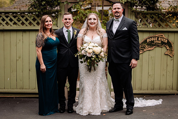 Bryce-Giavanna-Rogue-River-Lodge-Oregon-Wedding-Photos (1 of 61)