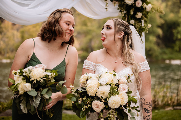 Bryce-Giavanna-Rogue-River-Lodge-Oregon-Wedding-Photos (38 of 61)