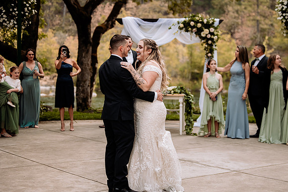 Bryce-Giavanna-Rogue-River-Lodge-Oregon-Wedding-Photos (25 of 150)