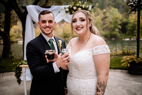 Bryce-Giavanna-Rogue-River-Lodge-Oregon-Wedding-Photos (36 of 150)