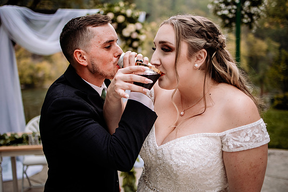 Bryce-Giavanna-Rogue-River-Lodge-Oregon-Wedding-Photos (37 of 150)
