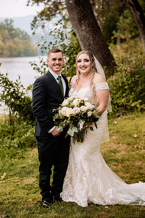 Bryce-Giavanna-Rogue-River-Lodge-Oregon-Wedding-Photos (4 of 50)