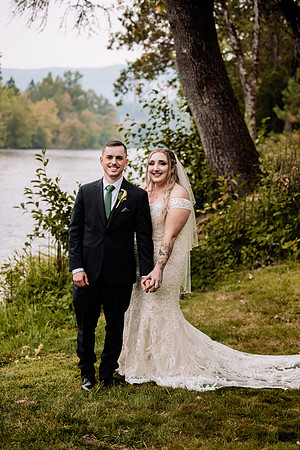 Bryce-Giavanna-Rogue-River-Lodge-Oregon-Wedding-Photos (6 of 50)