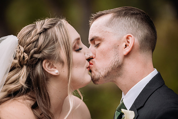 Bryce-Giavanna-Rogue-River-Lodge-Oregon-Wedding-Photos (19 of 50)
