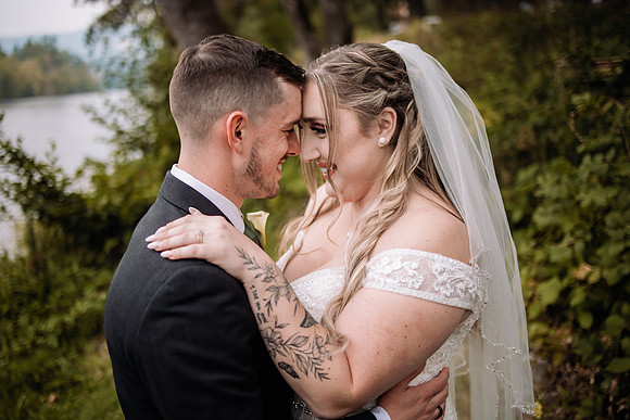 Bryce-Giavanna-Rogue-River-Lodge-Oregon-Wedding-Photos (21 of 50)