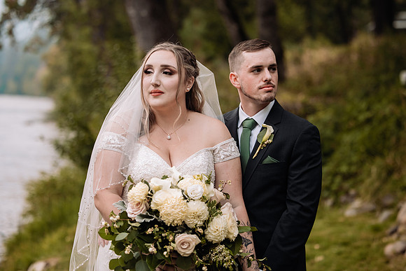 Bryce-Giavanna-Rogue-River-Lodge-Oregon-Wedding-Photos (26 of 50)