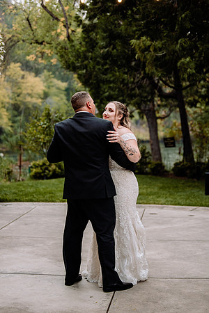 Bryce-Giavanna-Rogue-River-Lodge-Oregon-Wedding-Photos (59 of 150)