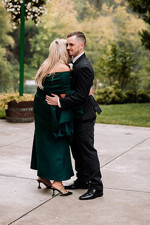 Bryce-Giavanna-Rogue-River-Lodge-Oregon-Wedding-Photos (67 of 150)