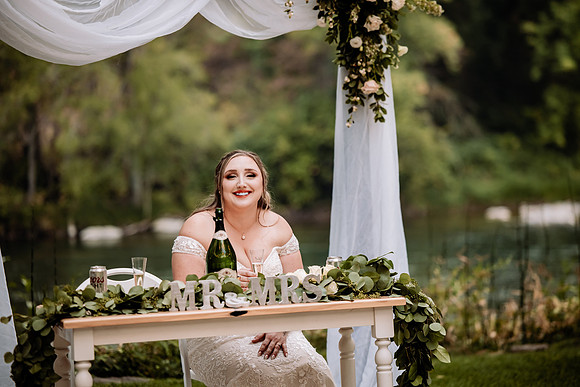 Bryce-Giavanna-Rogue-River-Lodge-Oregon-Wedding-Photos (68 of 150)