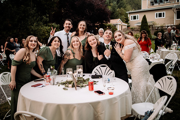 Bryce-Giavanna-Rogue-River-Lodge-Oregon-Wedding-Photos (76 of 150)