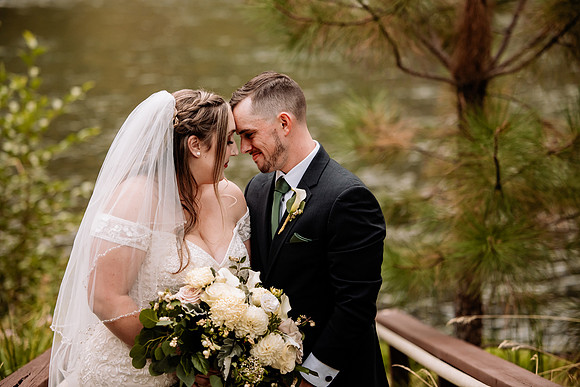 Bryce-Giavanna-Rogue-River-Lodge-Oregon-Wedding-Photos (44 of 50)