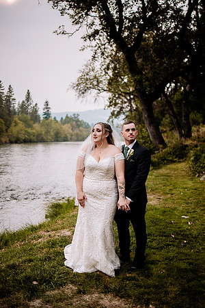Bryce-Giavanna-Rogue-River-Lodge-Oregon-Wedding-Photos (48 of 50)