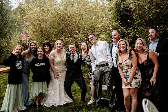 Bryce-Giavanna-Rogue-River-Lodge-Oregon-Wedding-Photos (80 of 150)