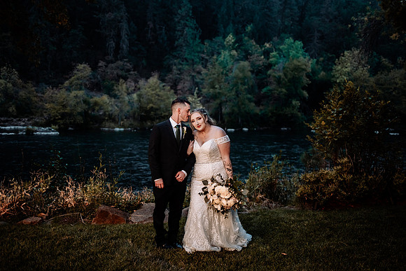 Bryce-Giavanna-Rogue-River-Lodge-Oregon-Wedding-Photos (105 of 5)