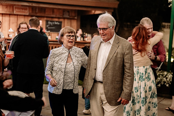 Bryce-Giavanna-Rogue-River-Lodge-Oregon-Wedding-Photos (117 of 150)