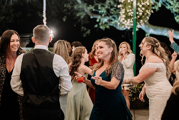 Bryce-Giavanna-Rogue-River-Lodge-Oregon-Wedding-Photos (130 of 150)
