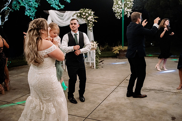 Bryce-Giavanna-Rogue-River-Lodge-Oregon-Wedding-Photos (145 of 150)