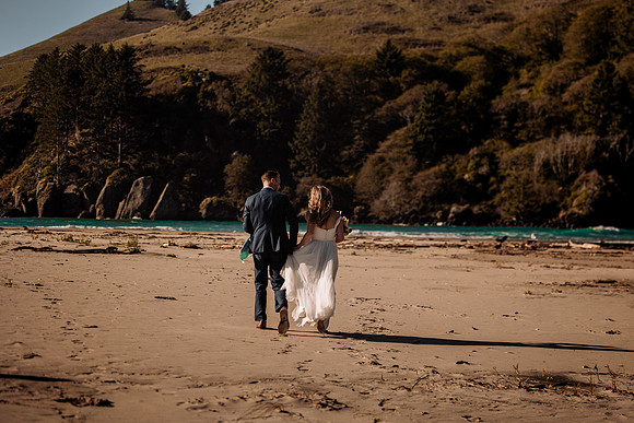 Jonathan-Sarah-Three-Rocks-Oregon-Otis-Elopement-Photos (4 of 69)
