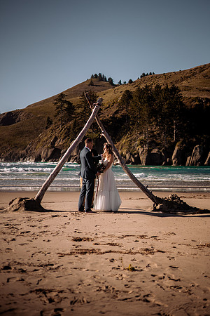 Jonathan-Sarah-Three-Rocks-Oregon-Otis-Elopement-Photos (13 of 69)