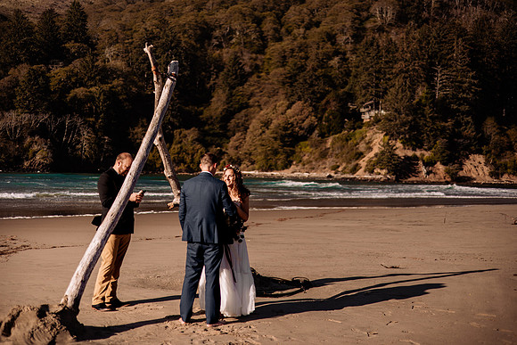 Jonathan-Sarah-Three-Rocks-Oregon-Otis-Elopement-Photos (16 of 69)