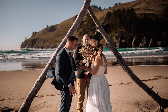 Jonathan-Sarah-Three-Rocks-Oregon-Otis-Elopement-Photos (22 of 69)