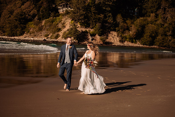 Jonathan-Sarah-Three-Rocks-Oregon-Otis-Elopement-Photos (33 of 69)