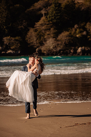 Jonathan-Sarah-Three-Rocks-Oregon-Otis-Elopement-Photos (43 of 69)