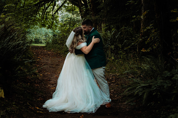 Jessica-Breaden-Camp-Lane-Wedding- Oregon (243 of 315)