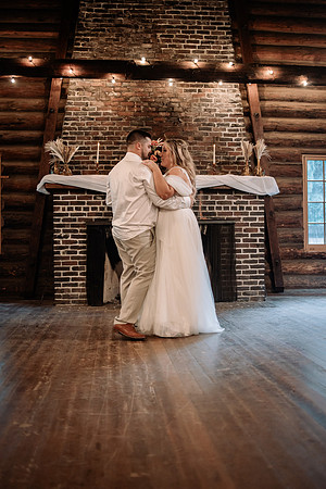 Jessica-Breaden-Camp-Lane-Wedding- Oregon (287 of 315)