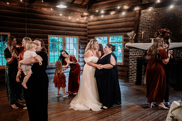 Jessica-Breaden-Camp-Lane-Wedding- Oregon (296 of 315)