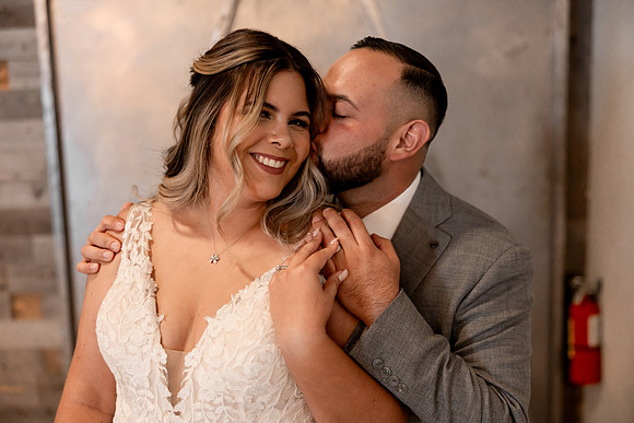 Kara-Sam-Simple-Affairs-Vegas-Wedding-Photos-38