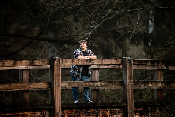 Korbyn-Senior-Photos-2023-class-of-2024-Newport-Oregon (2 of 42)