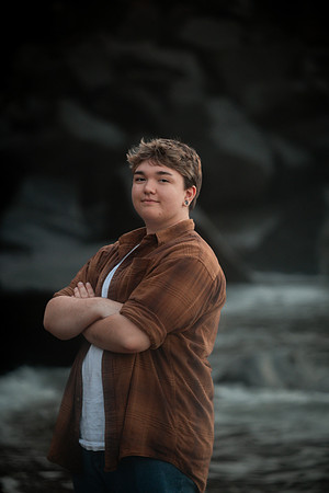 Korbyn-Senior-Photos-2023-class-of-2024-Newport-Oregon (25 of 42)