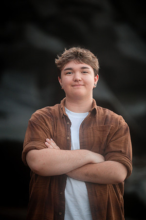 Korbyn-Senior-Photos-2023-class-of-2024-Newport-Oregon (27 of 42)
