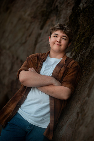 Korbyn-Senior-Photos-2023-class-of-2024-Newport-Oregon (35 of 42)