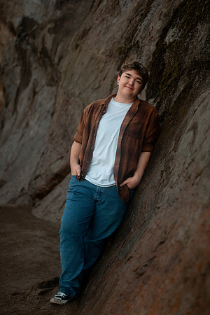 Korbyn-Senior-Photos-2023-class-of-2024-Newport-Oregon (36 of 42)