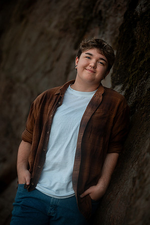 Korbyn-Senior-Photos-2023-class-of-2024-Newport-Oregon (37 of 42)