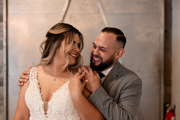 Kara-Sam-Simple-Affairs-Vegas-Wedding-Photos-36