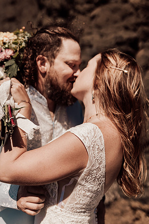 Ty-Sandy-lincoln-city-oregon-roads-end-elopement-photographer-0251
