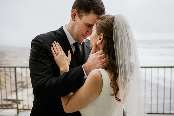 Alex-Danielle-Inn-Spanish-Head-Lincoln-City-oregon-wedding-0215-2