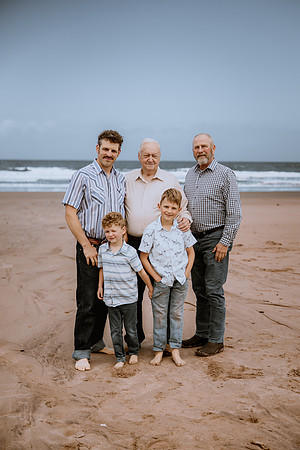 Kip-Sarah-Family-Photos-Oregon-2025-Depoe-Bay (25 of 58)