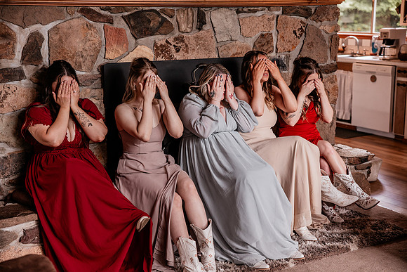 Mark-Darian-Peck-2024-Wedding-Photos-getting-ready (58 of 101)